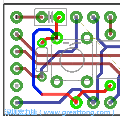 為了要?jiǎng)?chuàng)造一個(gè)電路通道，首先要先點(diǎn)擊重置開關(guān)的連結(jié)點(diǎn)進(jìn)行布線，在電路板的背面繪制線路直到其它線路前的乾淨(jìng)區(qū)域。