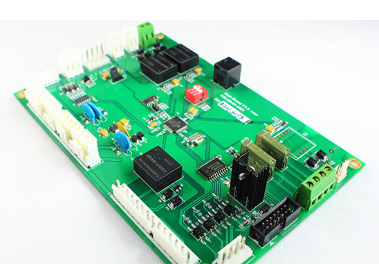 PCB布局：熱敏設(shè)備放置在冷空氣區(qū)域中，溫度測量設(shè)備放置在最熱的位置